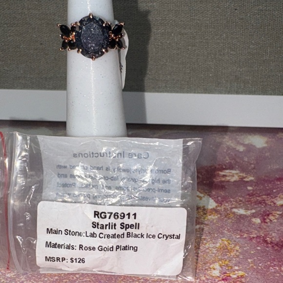 Elegant Black Ice Crystal Gemstone Ring on Rose Gold Plating - Picture 2 of 5